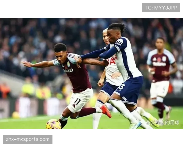 沃特金斯速度优势明显 维拉前锋反击利器